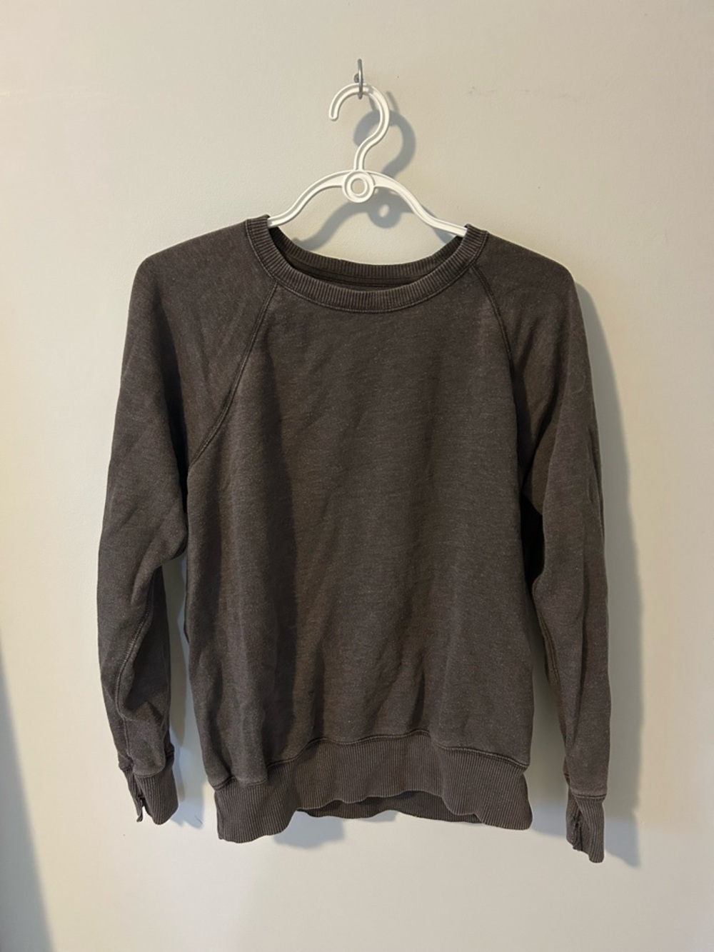 aerie Crewneck Sweater great condition size xs